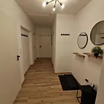 Am - Obergeschoss - Ruhige Lage - Eigener Garten *